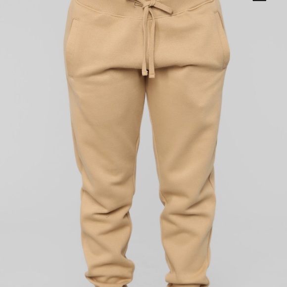 ‘Stole your boyfriend’s’ oversized sweatpants - Picture 3 of 4